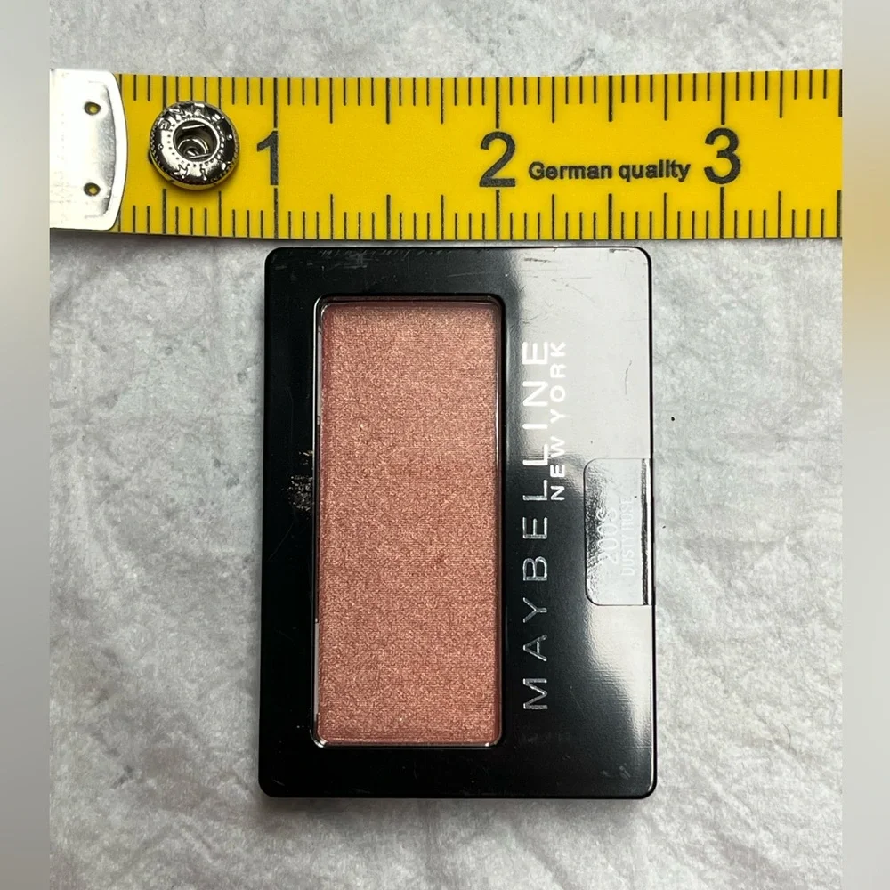 Maybelline Expert Wear Eyeshadow, 200S Dusty Rose - Brand New, Sealed
